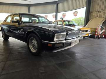 Berlina Automático de 4 Puertas