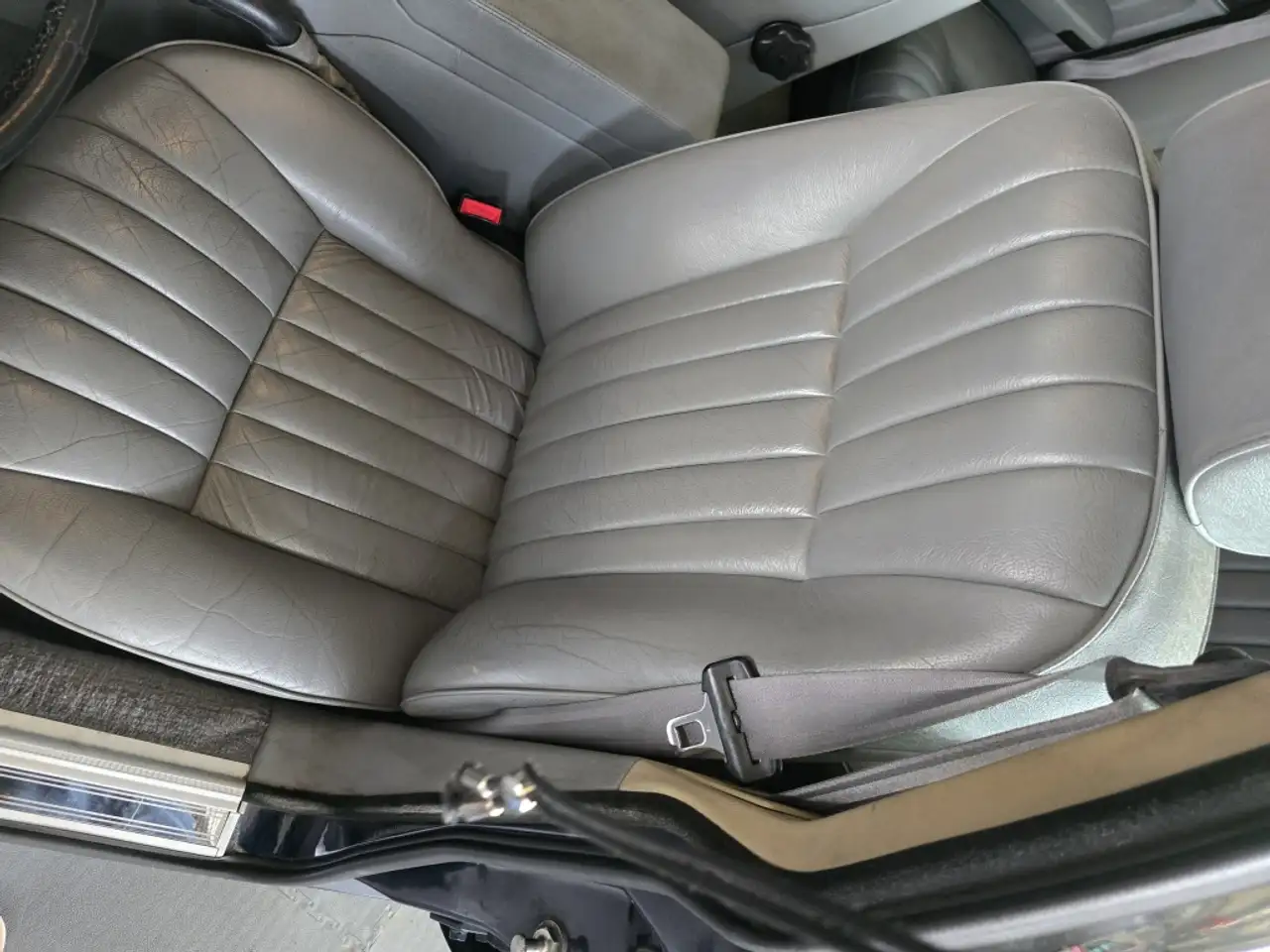 Jaguar XJ Berlina Automático de 4 Puertas, foto 8