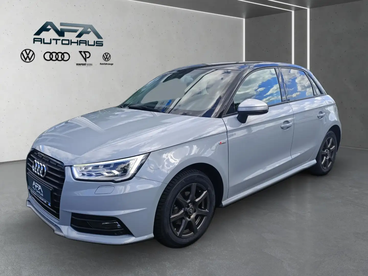 Audi A1 Sportback 1.0 TFSI Sport S tronic S-Line*Xenon*Nav Gris - 2