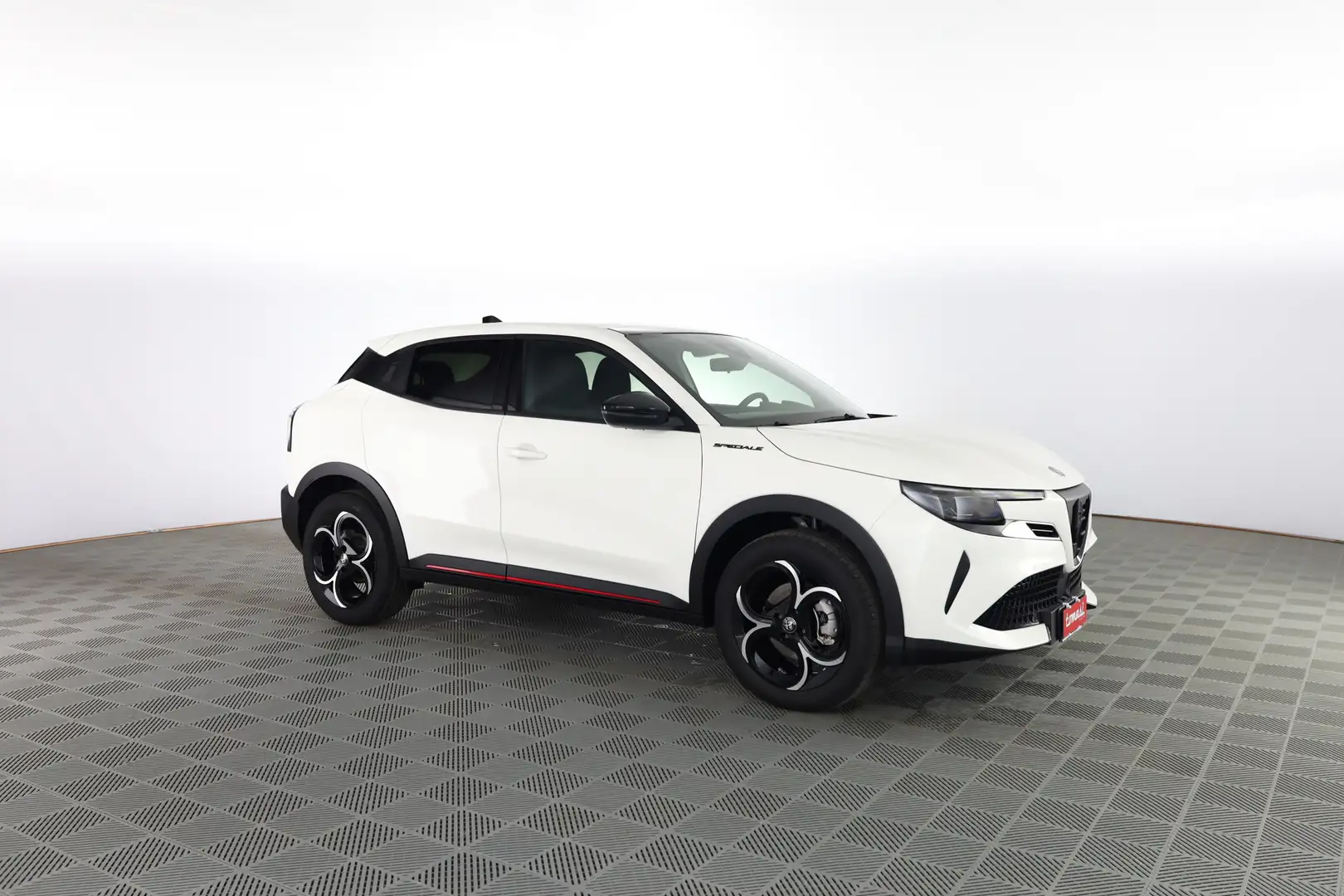 Alfa Romeo Junior 1.2 136 CV Hybrid eDCT6 Speciale Bianco - 2