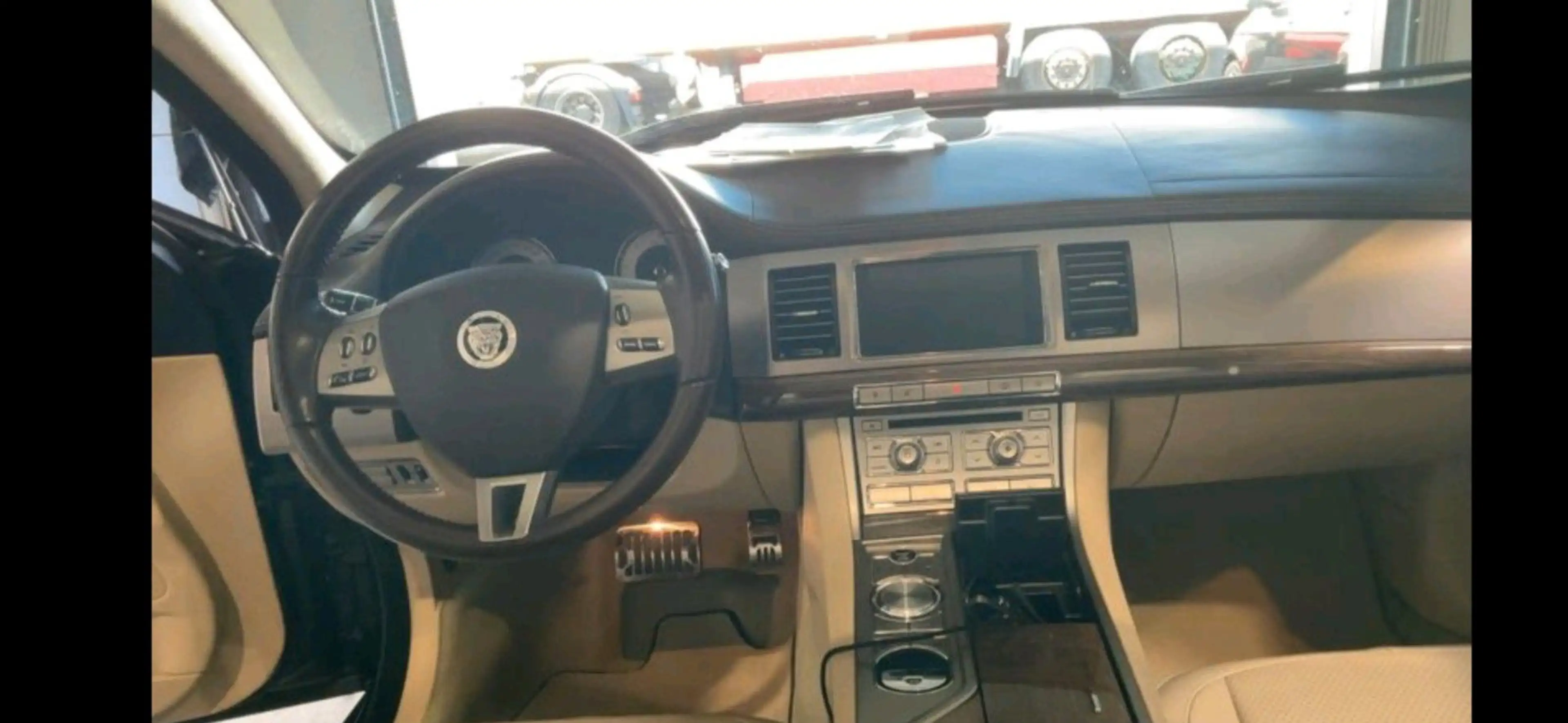 Jaguar XF 3.0 V6 Diesel Portfolio,Lder,2-Hand,Klima,Sch — photo 10