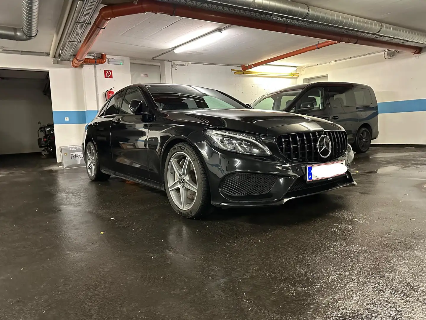 Mercedes-Benz C 350 C 350e PHEV Navi Automatik Tiptronic Schwarz - 1
