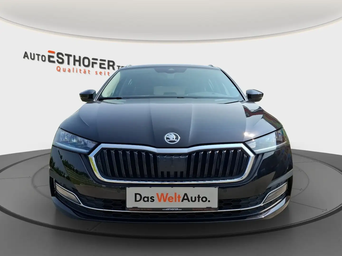 Skoda Octavia Style iV DSG Noir - 2
