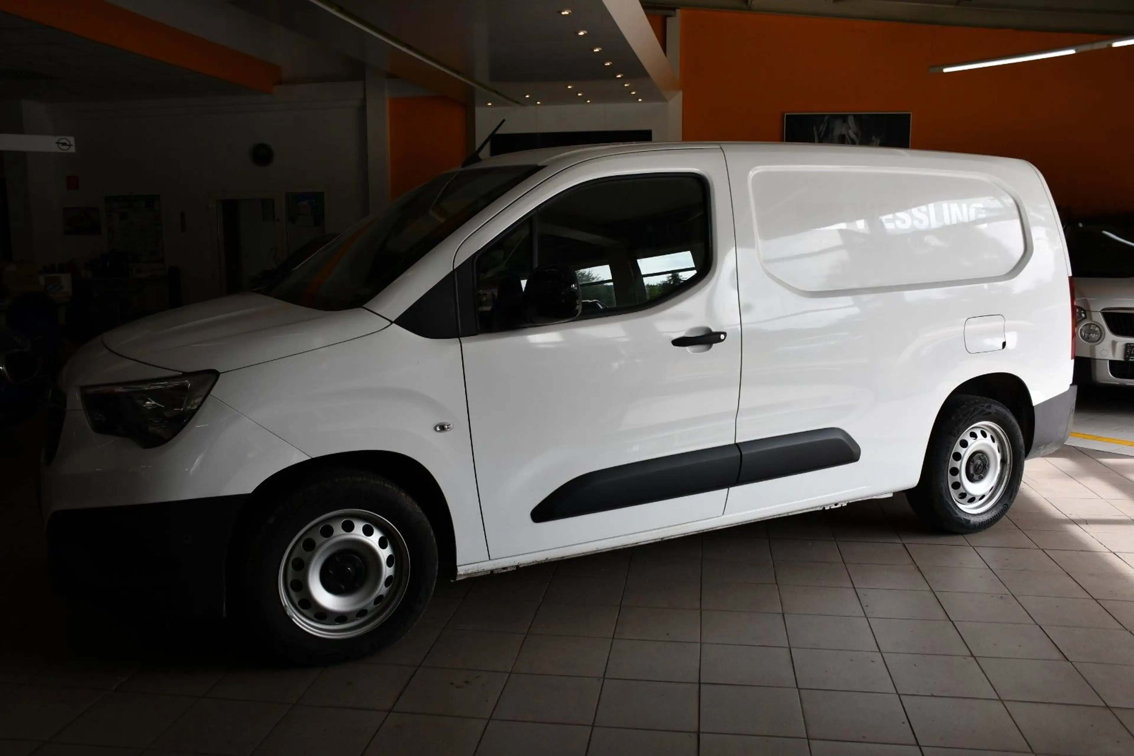 Opel Combo E Cargo Edition erh. Nutzlast XL SORTIMO — photo 4