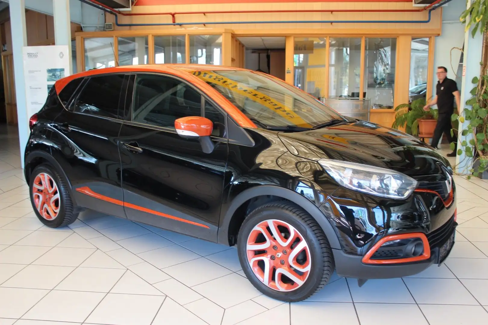 Renault Captur Luxe ENERGY TCe 90 Schwarz - 2