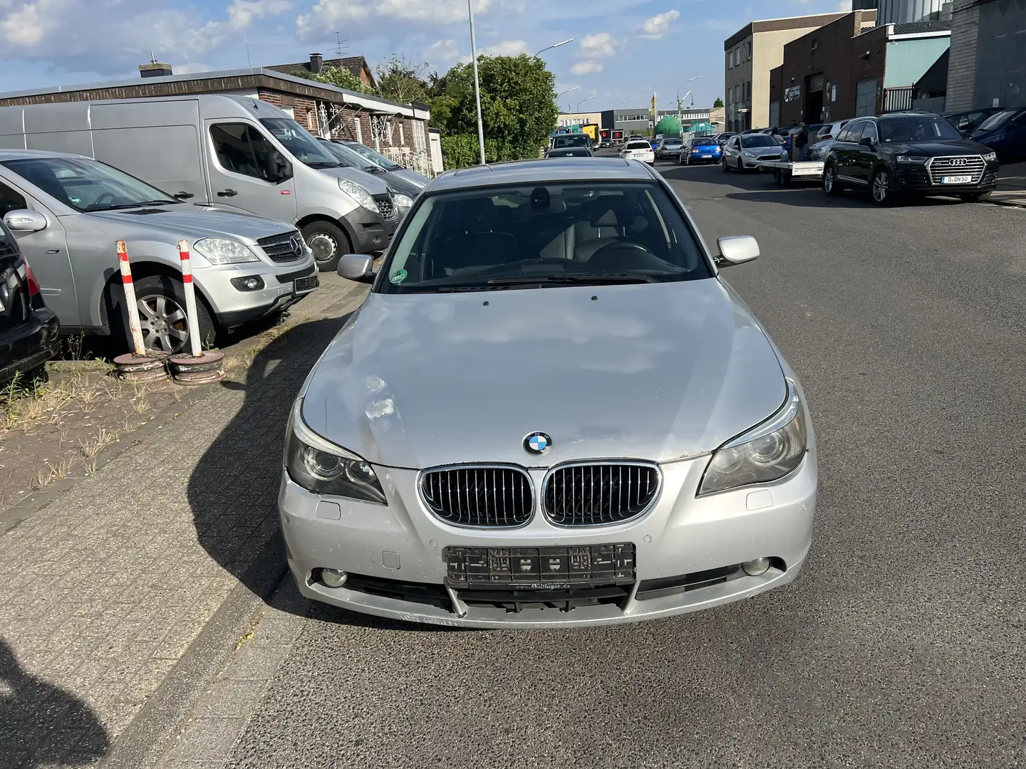 BMW 525 525d Aut.,Leder,Xenon,Schiebedach,Navi,PDC,EURO4 Plateado - 2
