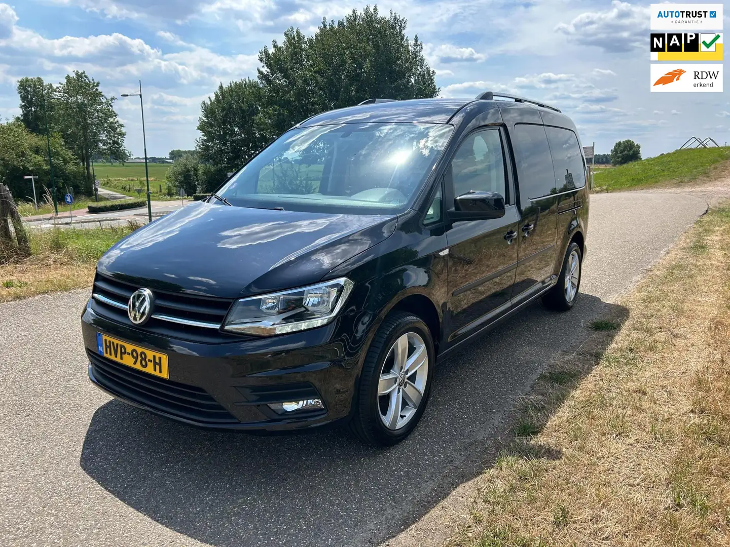 Volkswagen Caddy Maxi 1.4 TSI Family DSG Trekhaak 7 personen Noir - 1