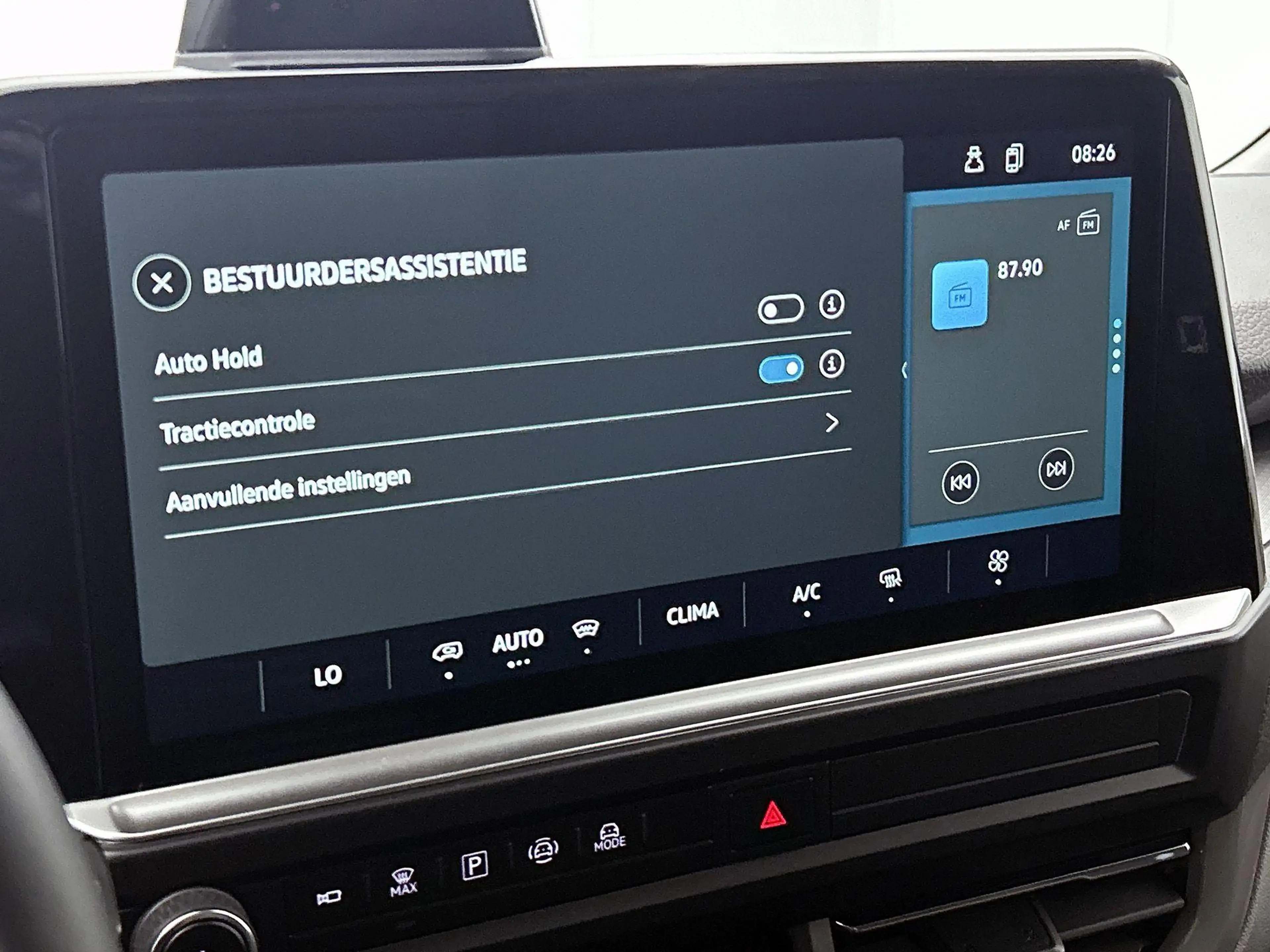 Volkswagen Transporter 2.5 eHybrid L2H1 Style 233 PK | Automaat | Airco | — photo 11