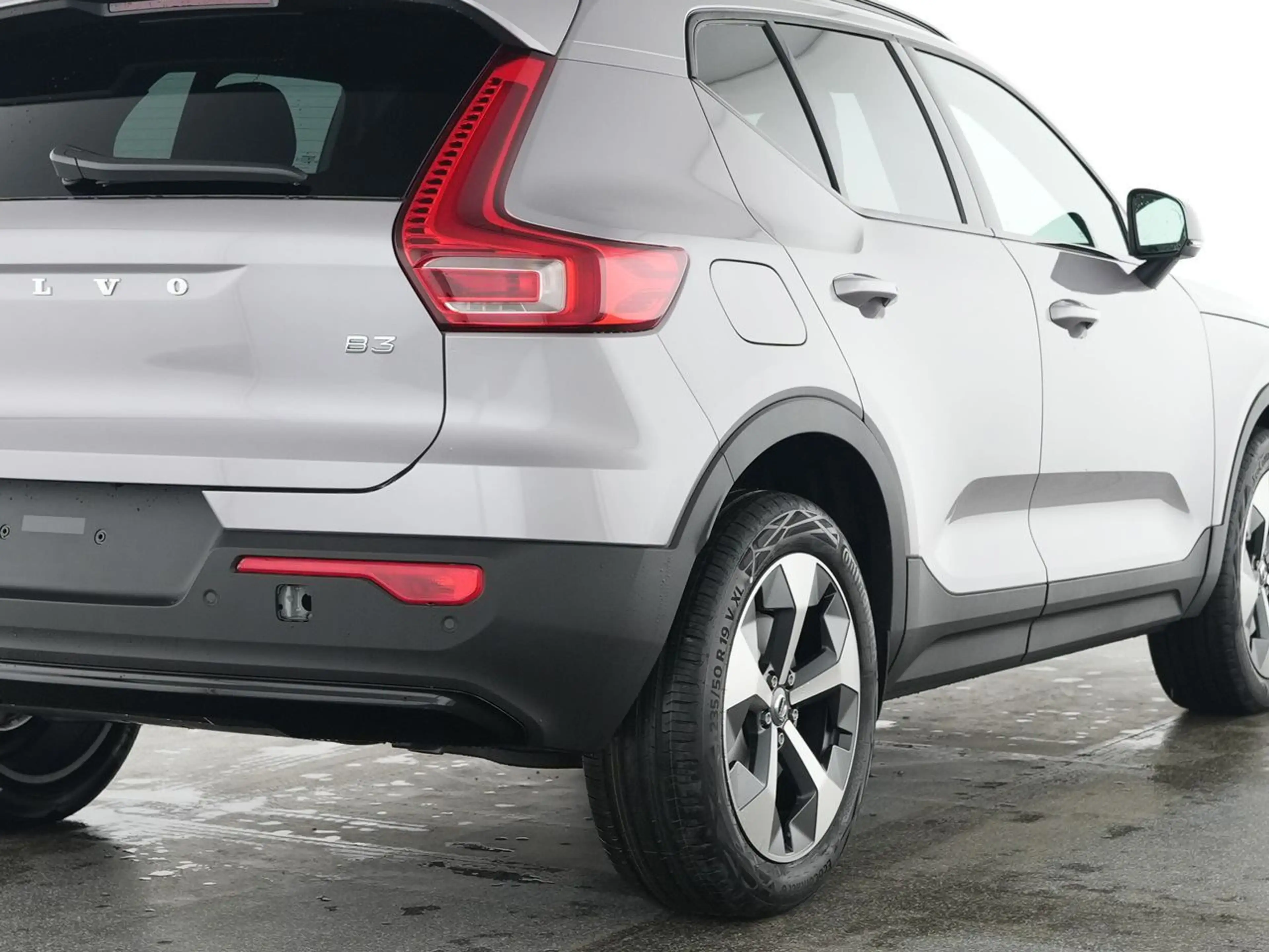 Volvo XC40 B4 Plus Dark 2WD !! PIXEL-LED+RFK+FSH !! — photo 12