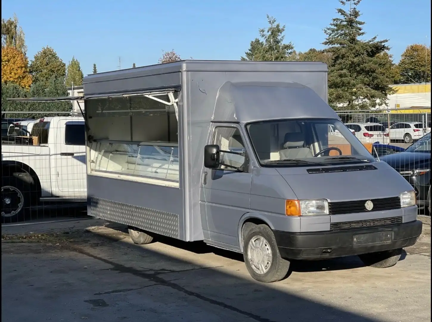 Volkswagen T4 Transporter Verkaufsfahrzeug Borco Höhns Aufbau siva - 2