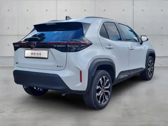 Toyota Yaris Cross view 2