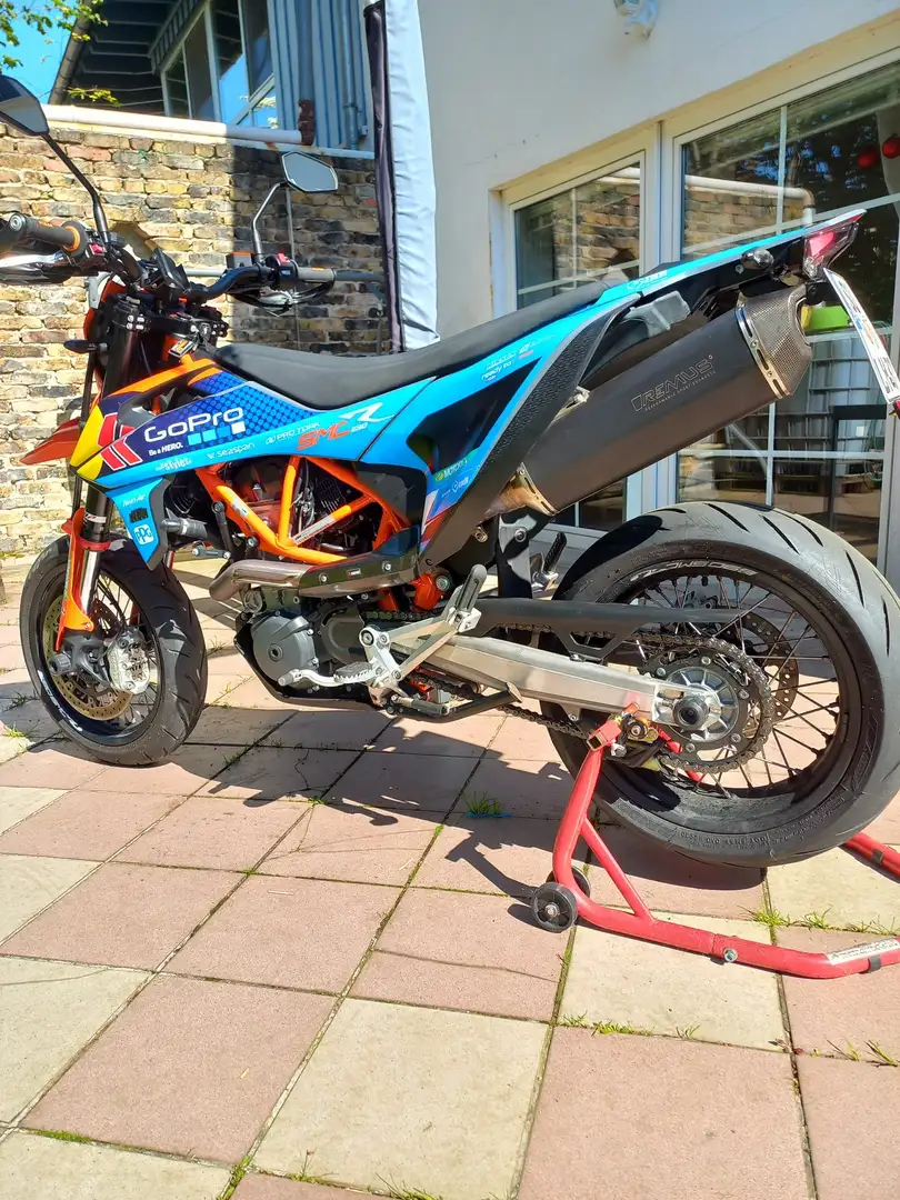 KTM 690 SMC R Oranžová - 2
