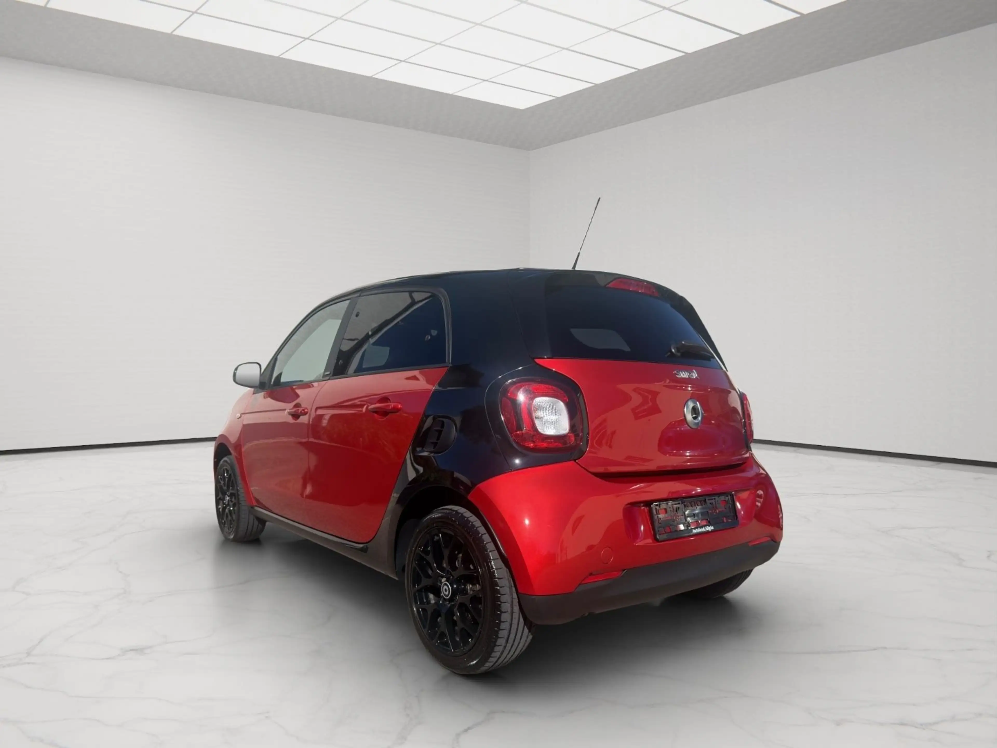smart forFour passion 1.HAND *AUTOMATIK*NAVI*BT*PANO* — photo 4