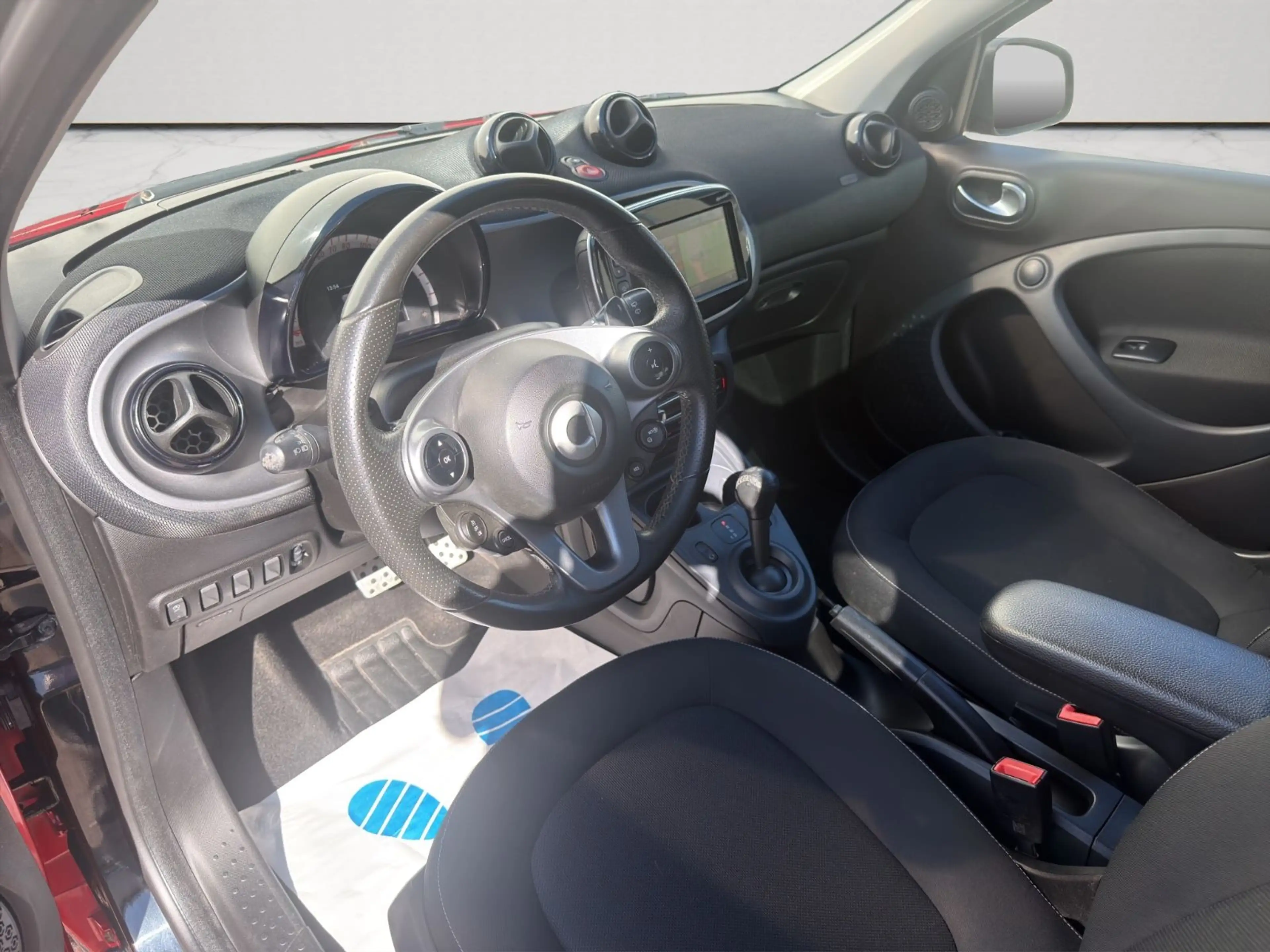 smart forFour passion 1.HAND *AUTOMATIK*NAVI*BT*PANO* — photo 8
