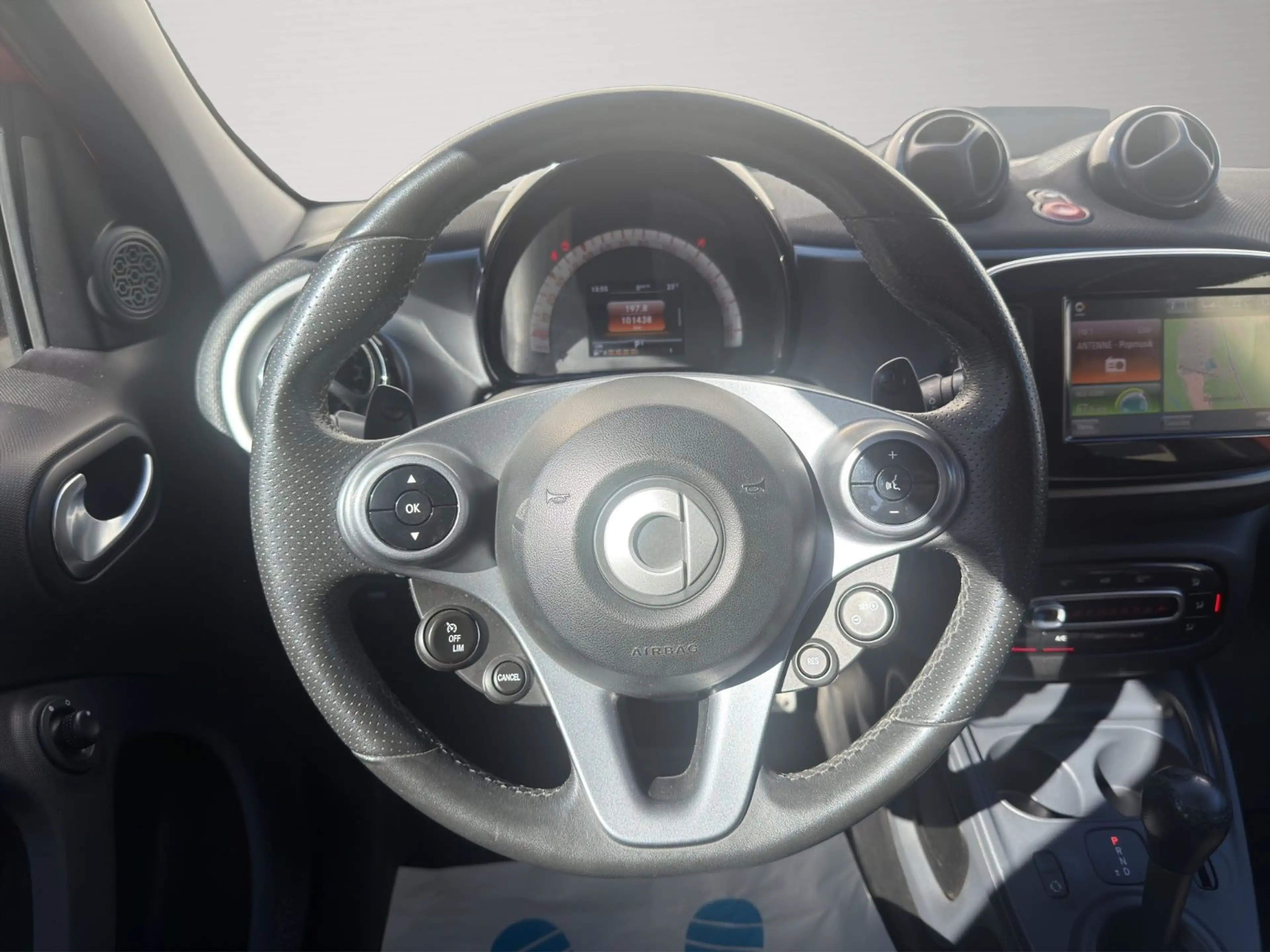 smart forFour passion 1.HAND *AUTOMATIK*NAVI*BT*PANO* — photo 11