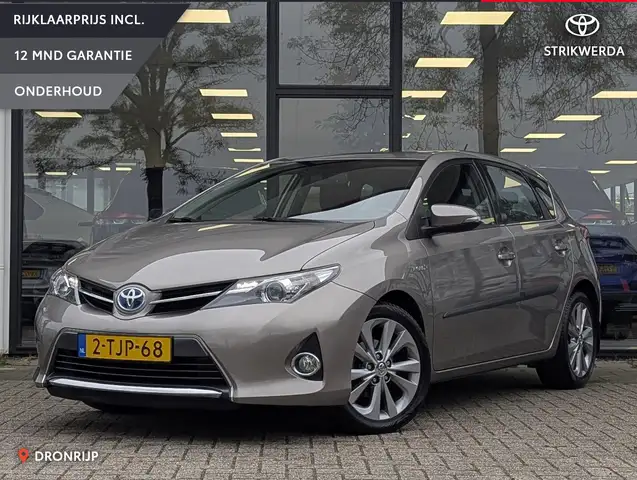 Toyota Auris 1.8 Hybrid Dynamic | Cruise control | Climate cont