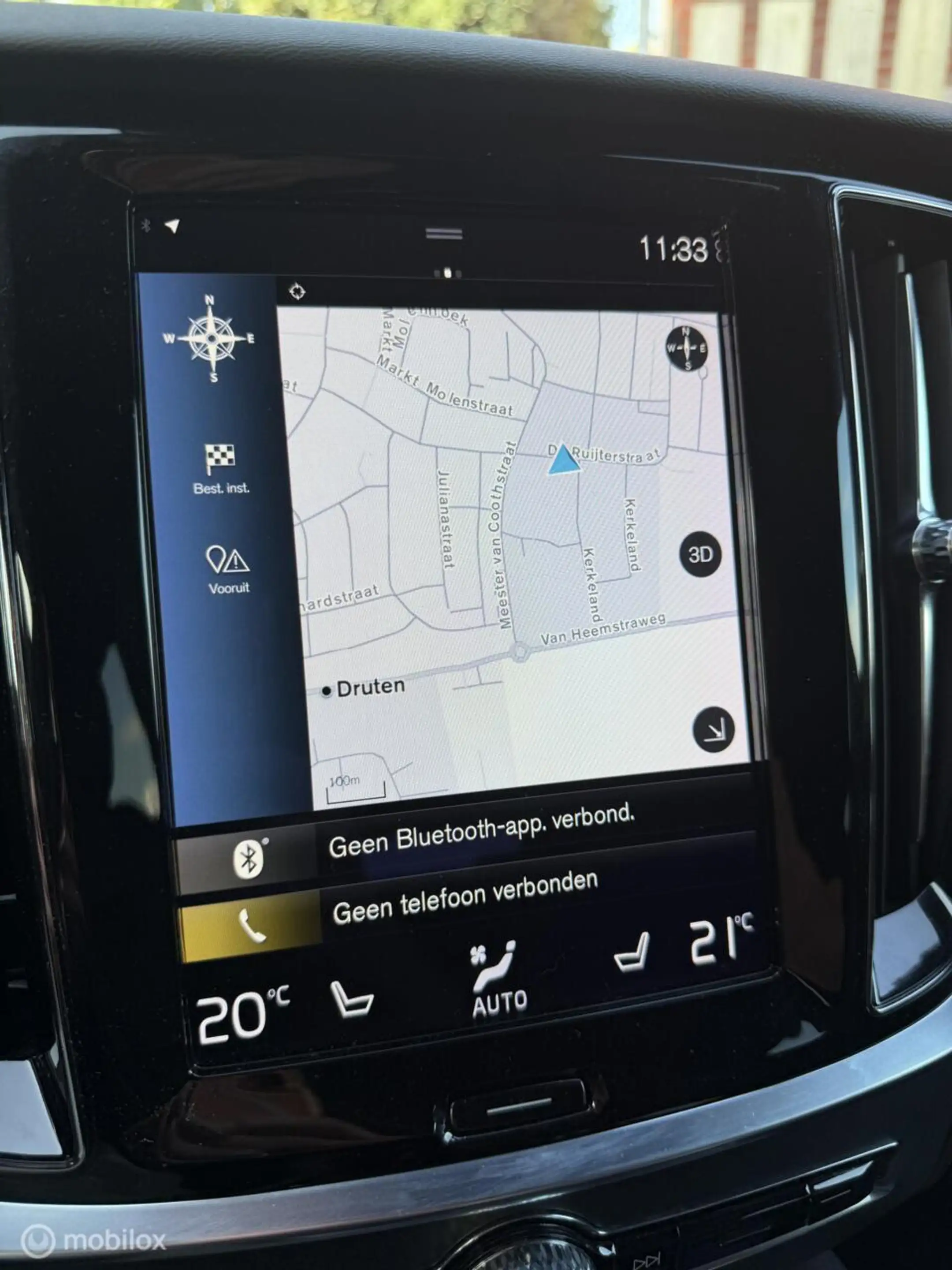 Volvo V60 2.0 T6 Plug-in hybrid AWD Plus Dark LONG RANGE — photo 10
