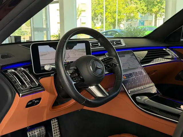 Mercedes-Benz S-Class view 15