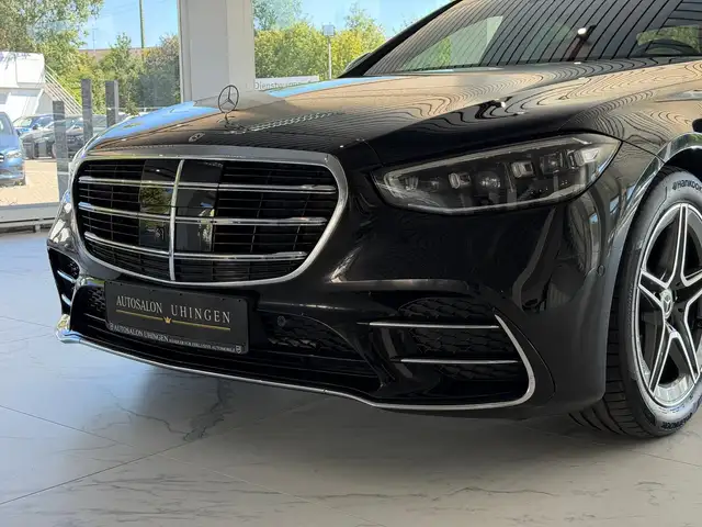Mercedes-Benz S-Class view 8