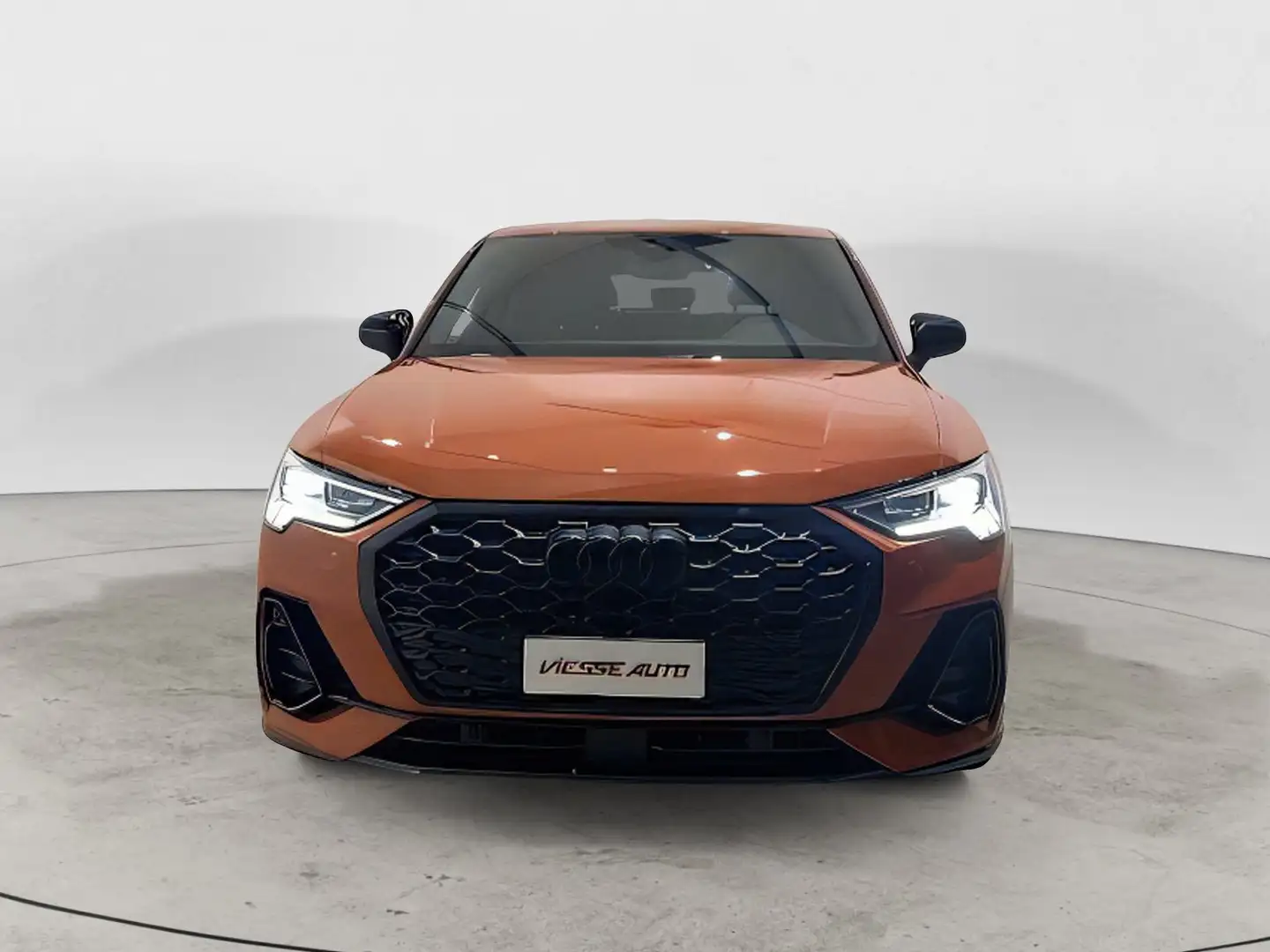 Audi Q3 Q3 Sportback 35 S line edition Оранжевий - 2