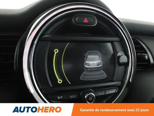 MINI Hatch view 24
