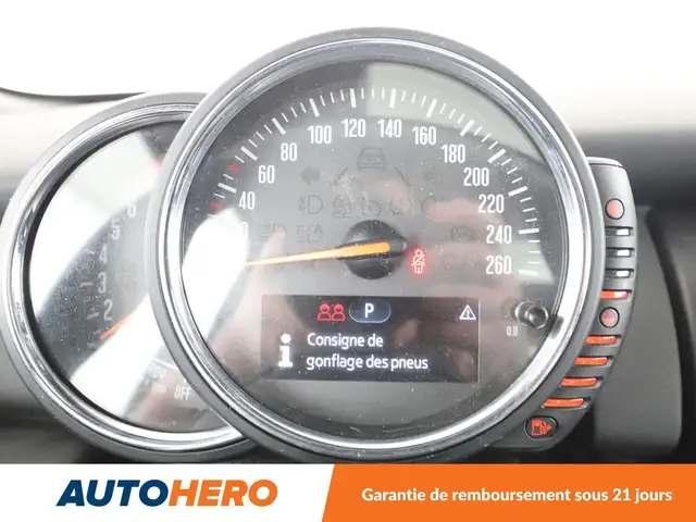 MINI Hatch view 20