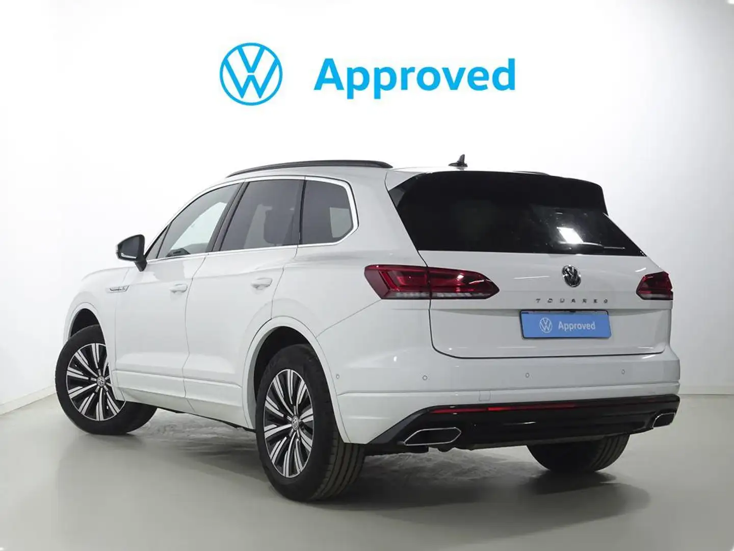 Volkswagen Touareg 3.0TDI V6 Premium Tiptronic Atmosphere 4M 170kW Wit - 2