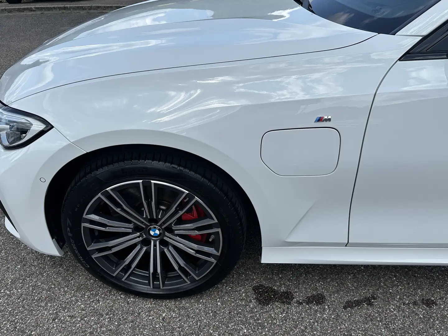 BMW 330 e xDrive A M Sport Head-Up HiFi DAB WLAN RFK Blanc - 2