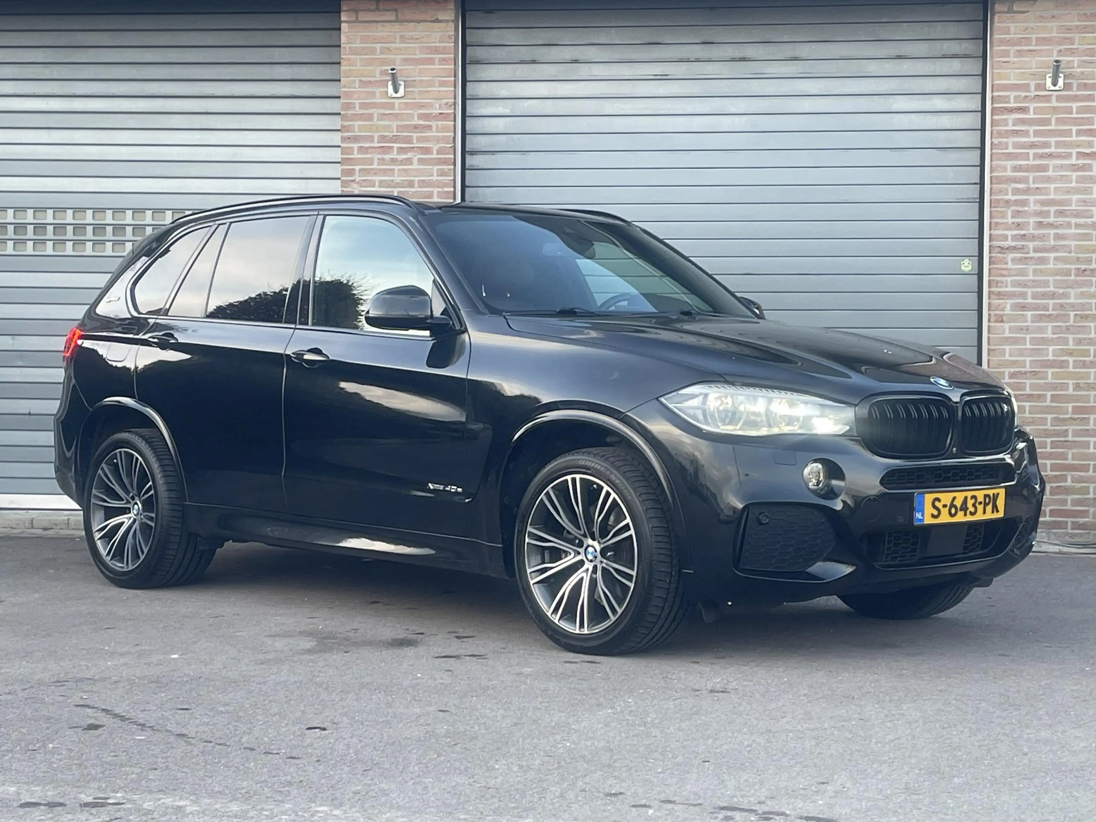 BMW X5 xDrive40e iPerformance M Sport Edition — photo 3