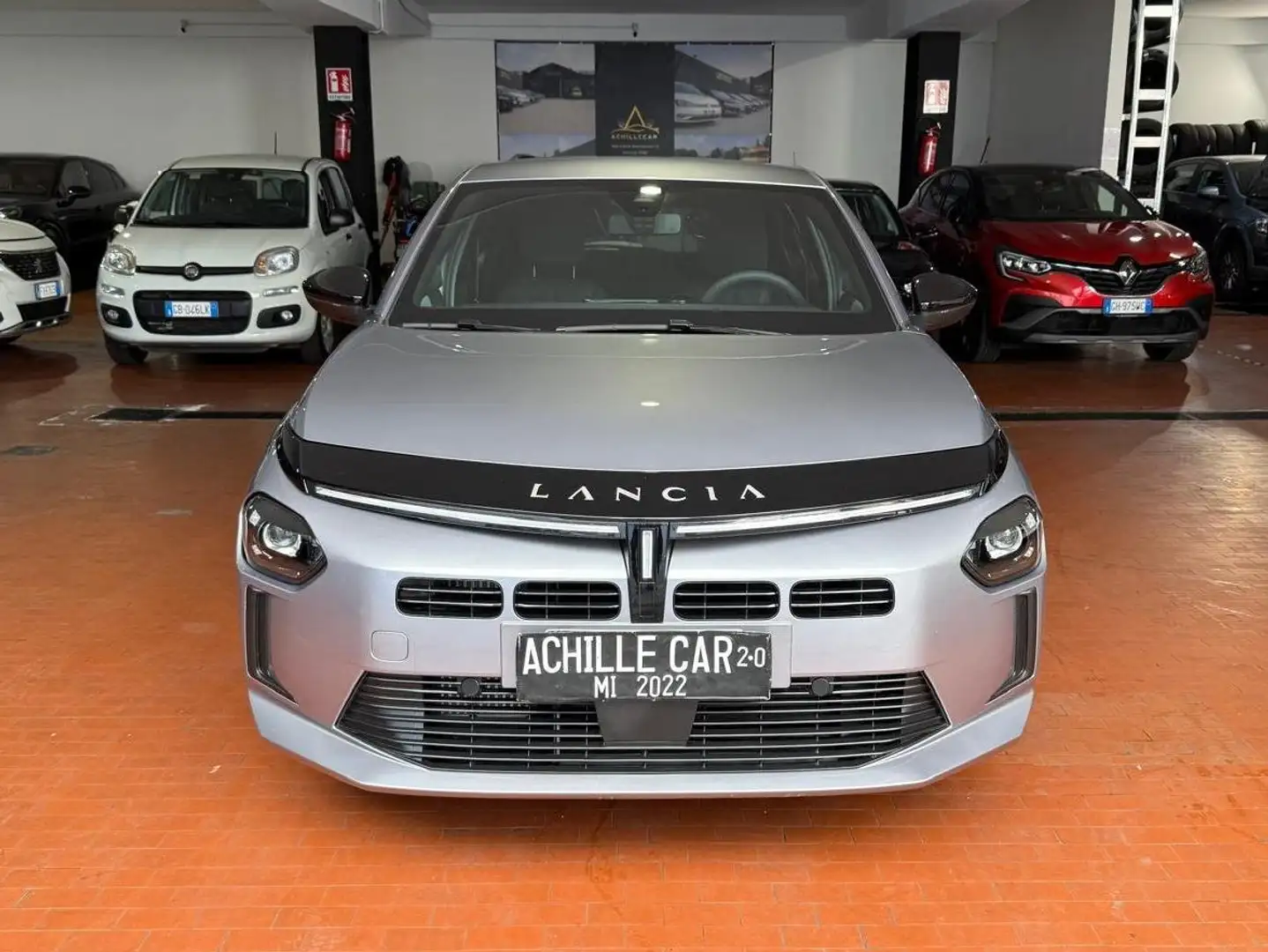 Lancia Ypsilon 1.2 mhev Edizione Cassina e-dct *PREZZO REALE* Grau - 2