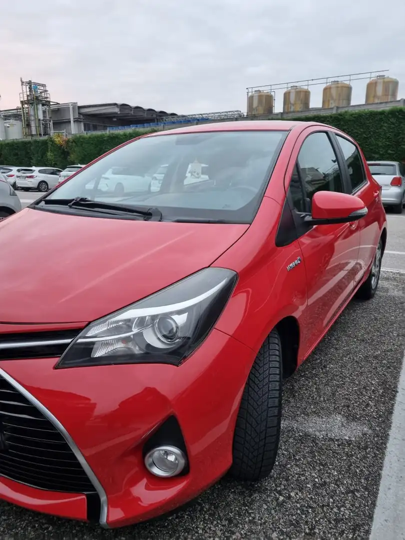 Toyota Yaris Yaris III 2015 5p 1.5h Cool my16 Rosso - 1