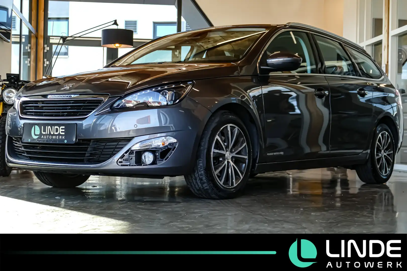 Peugeot 308 Allure |NAVI|TEMPO.|PDC|KLIMA|LED|16 ALU Zwart - 1