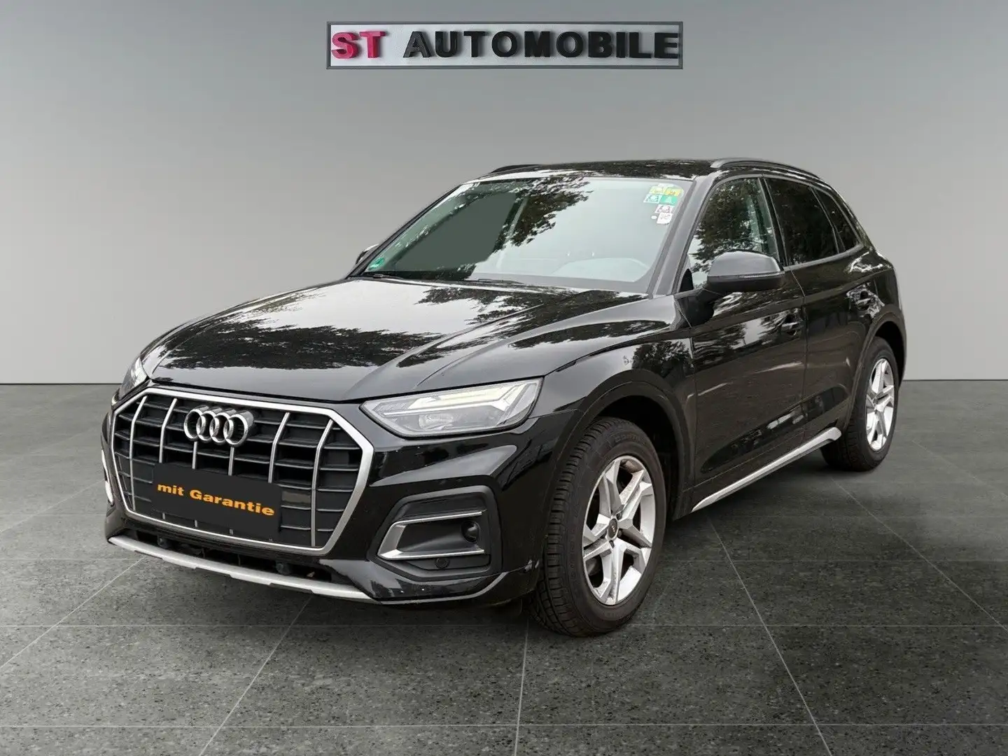 Audi Q5 35 TDI 2.0 -Automatik-Kamera-PDC Schwarz - 1
