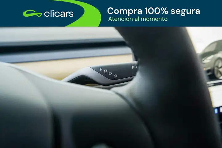 Tesla Model 3 2022, foto 24