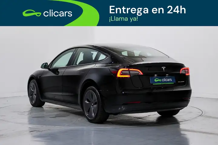 Tesla Model 3 2022, foto 9