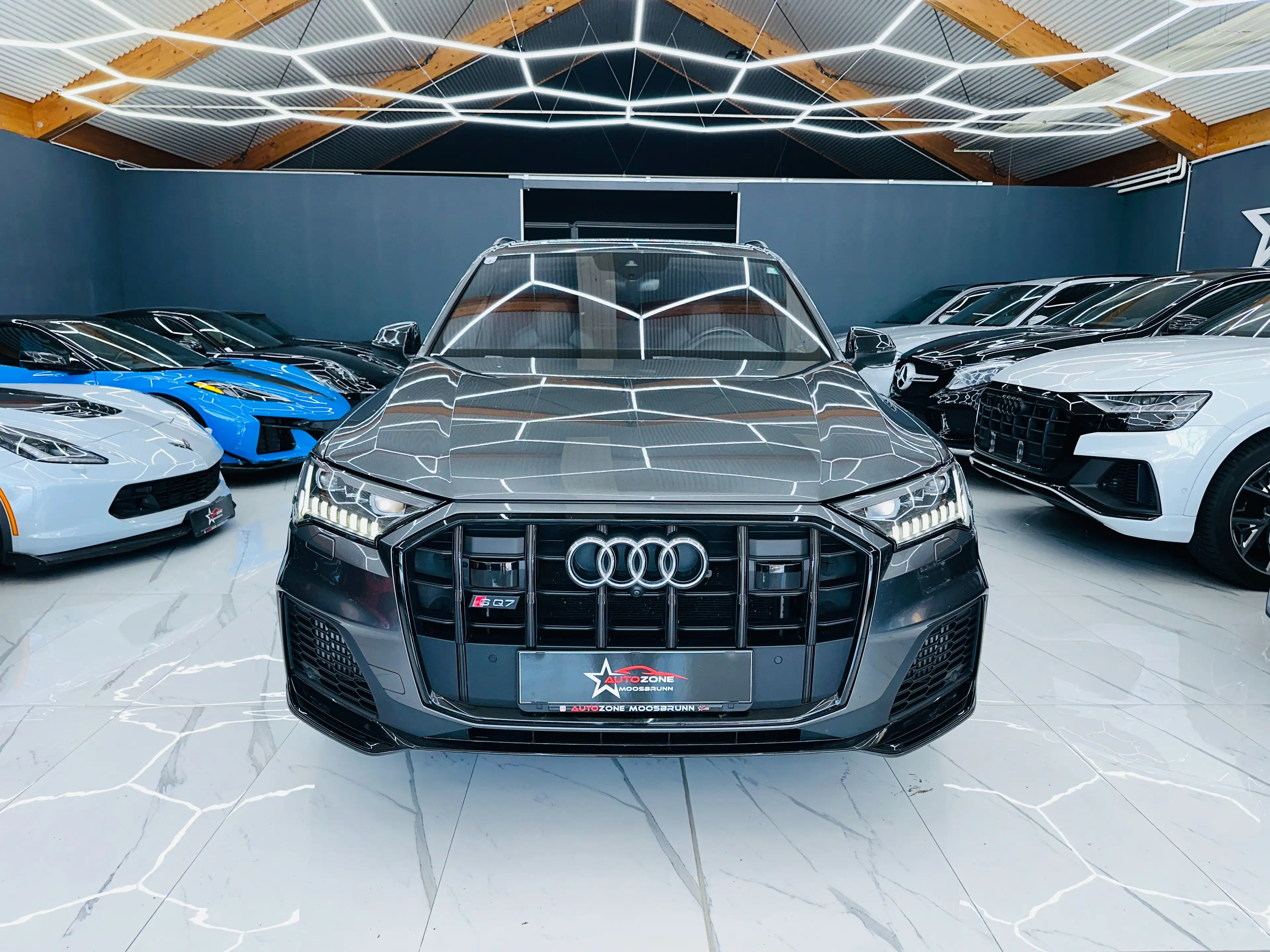 Audi SQ7 4.0 TDI quattro Matrix Scheinwerfer / AHK / — photo 2