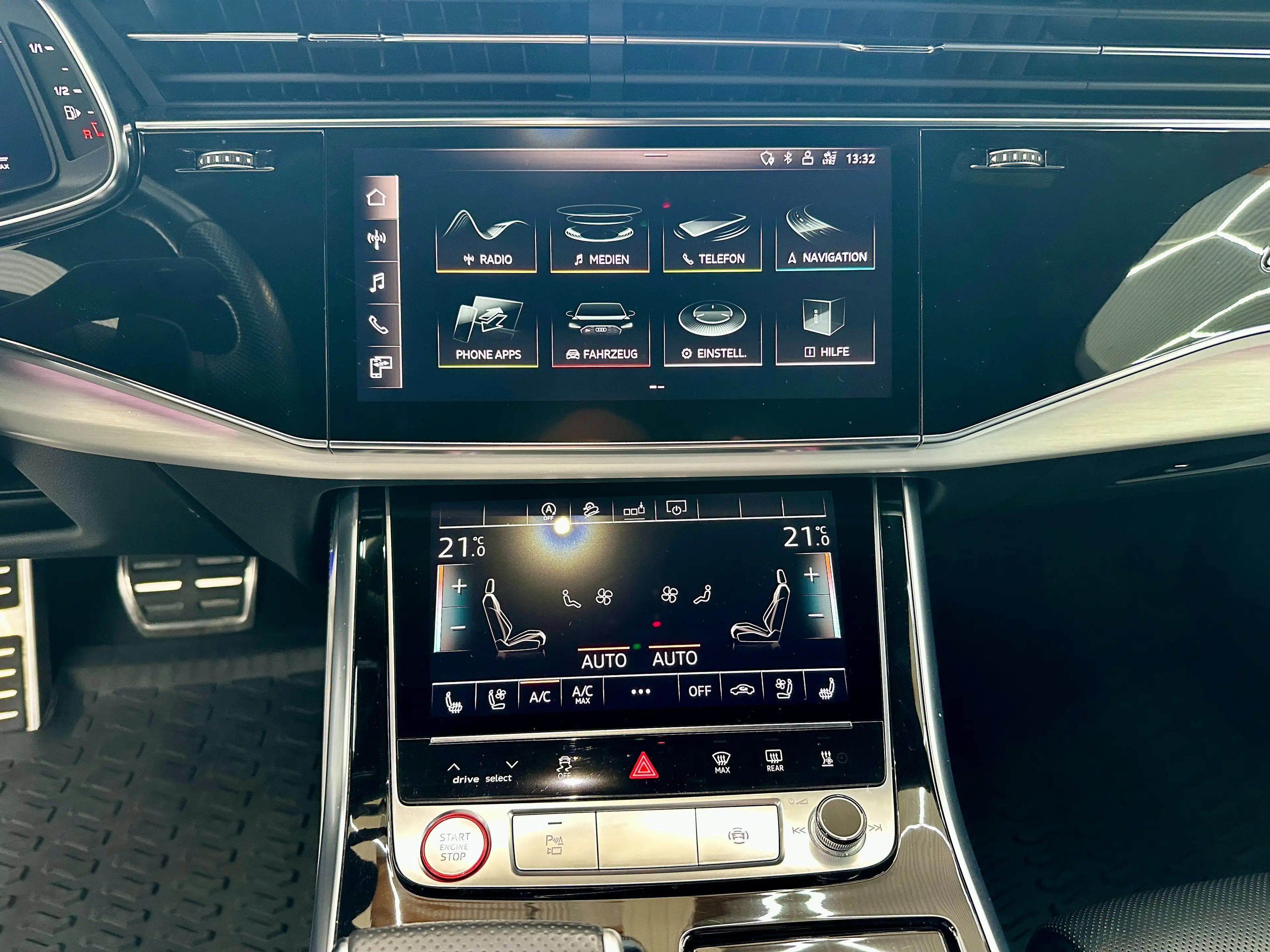 Audi SQ7 4.0 TDI quattro Matrix Scheinwerfer / AHK / — photo 12