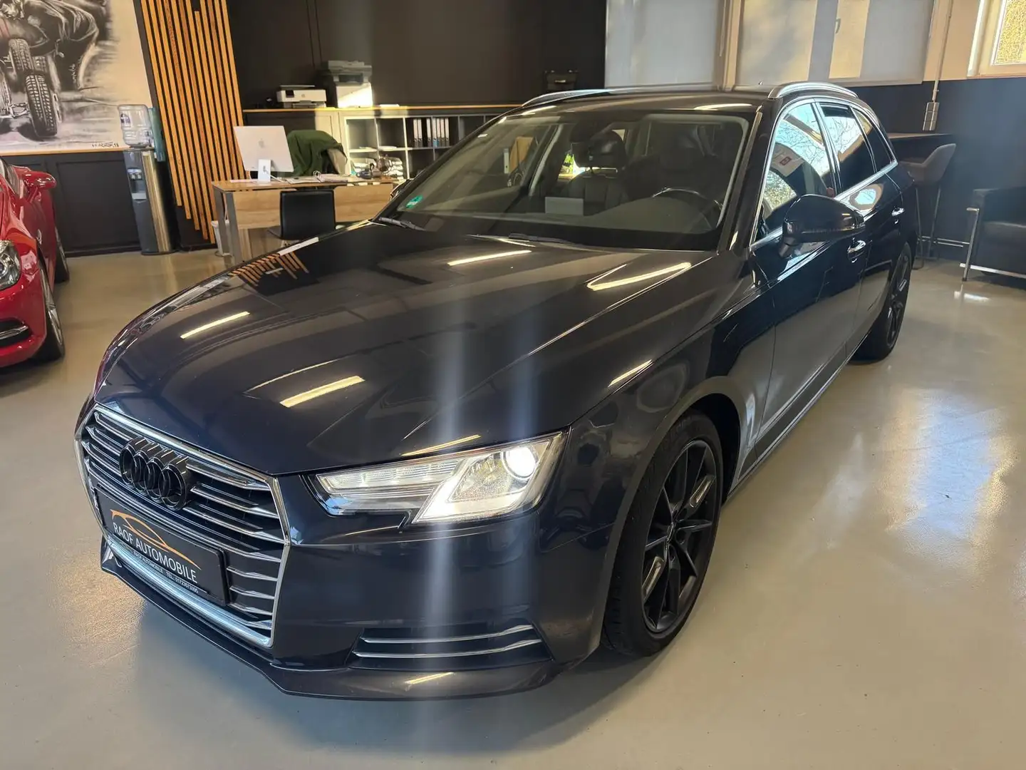 Audi A4 design 2.0 16V TDI BI-XENON 2HAND KLIMA Bleu - 1