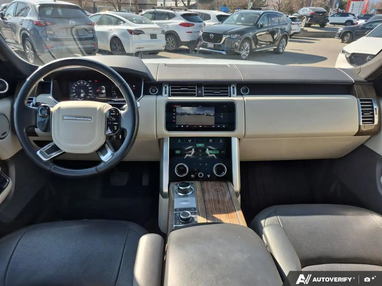 Land Rover Range Rover снимка Land Rover Range Rover