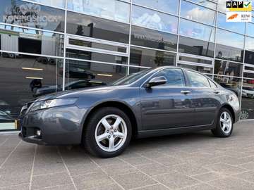 2.0i Executive Automaat Youngtimer