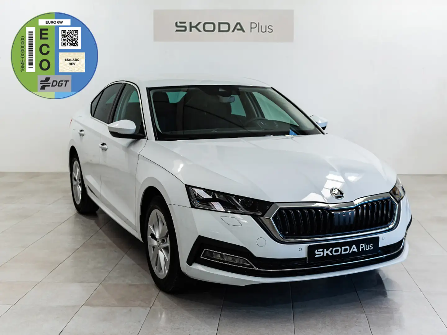 Skoda Octavia 1.5 TSI MHEV Ambition Plus DSG Fehér - 2