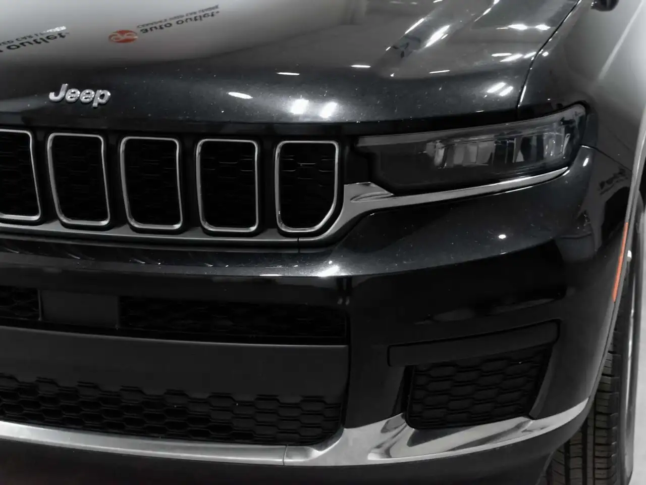 Jeep Grand Cherokee снимка Jeep Grand Cherokee