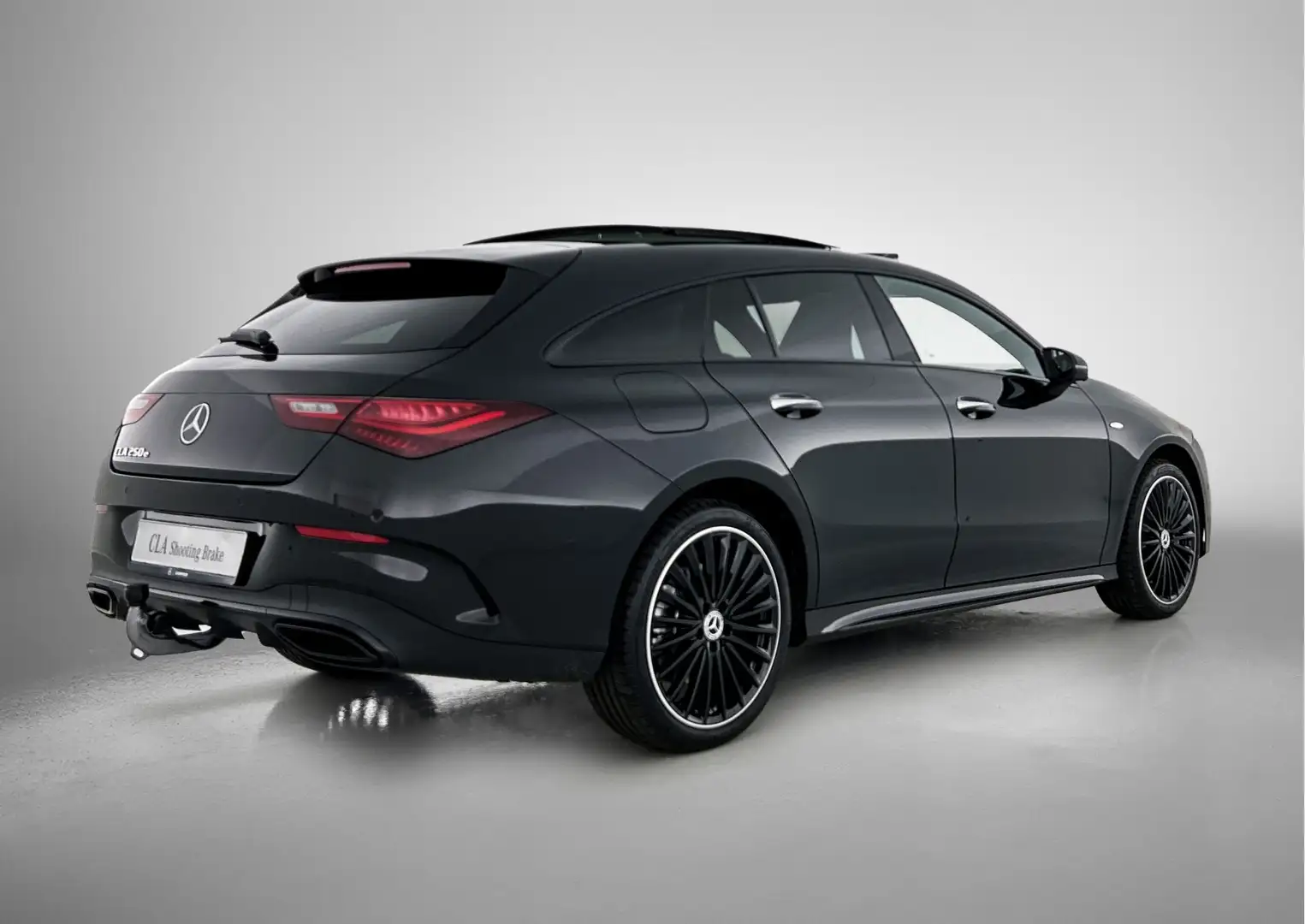 Mercedes-Benz CLA 250 Shooting Brake e Business Solution AMG | Trekhaak Zwart - 2