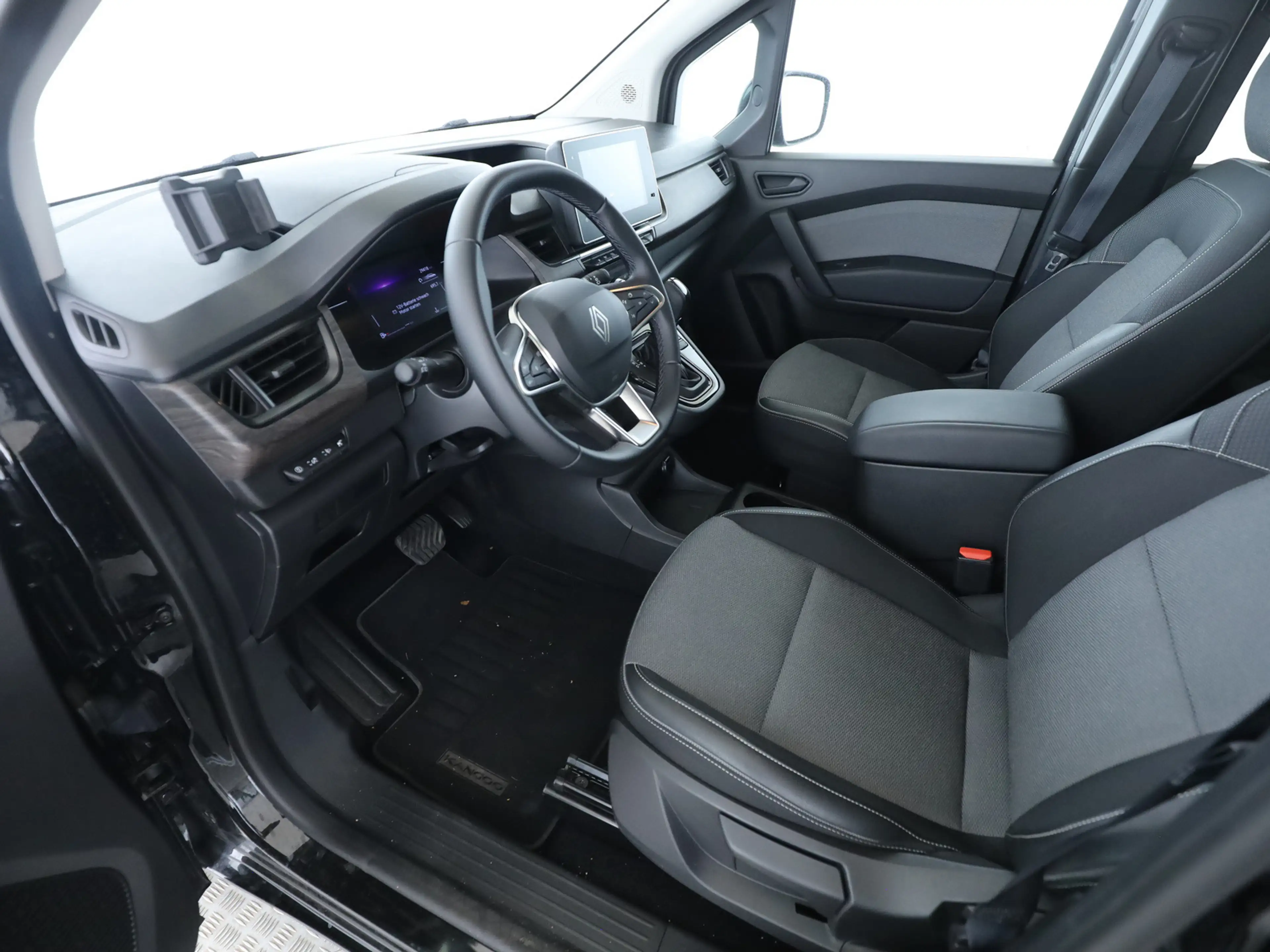 Renault Kangoo TECHNO TCe 130 EDC Apple CarPlay — photo 11