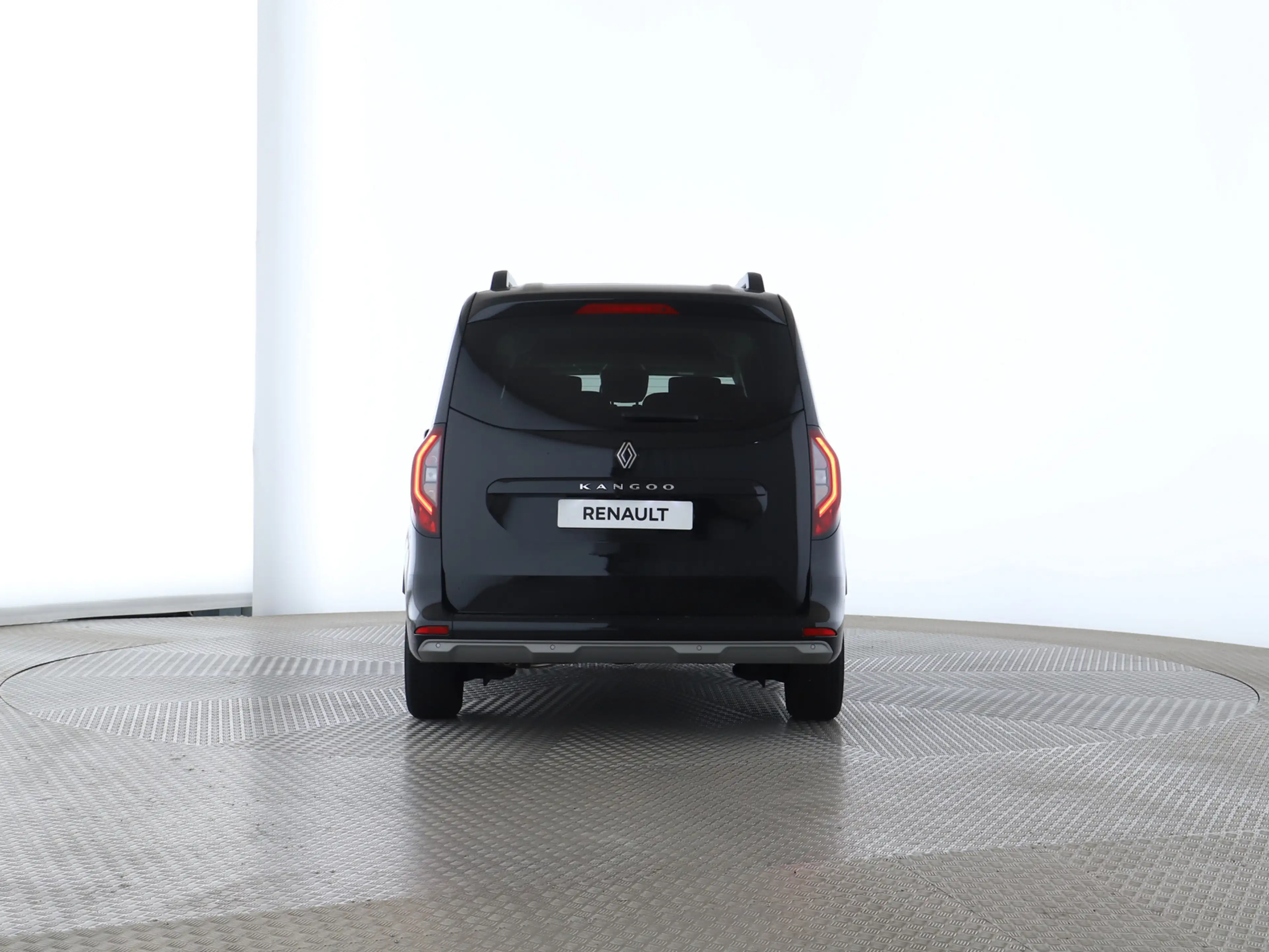 Renault Kangoo TECHNO TCe 130 EDC Apple CarPlay — photo 5