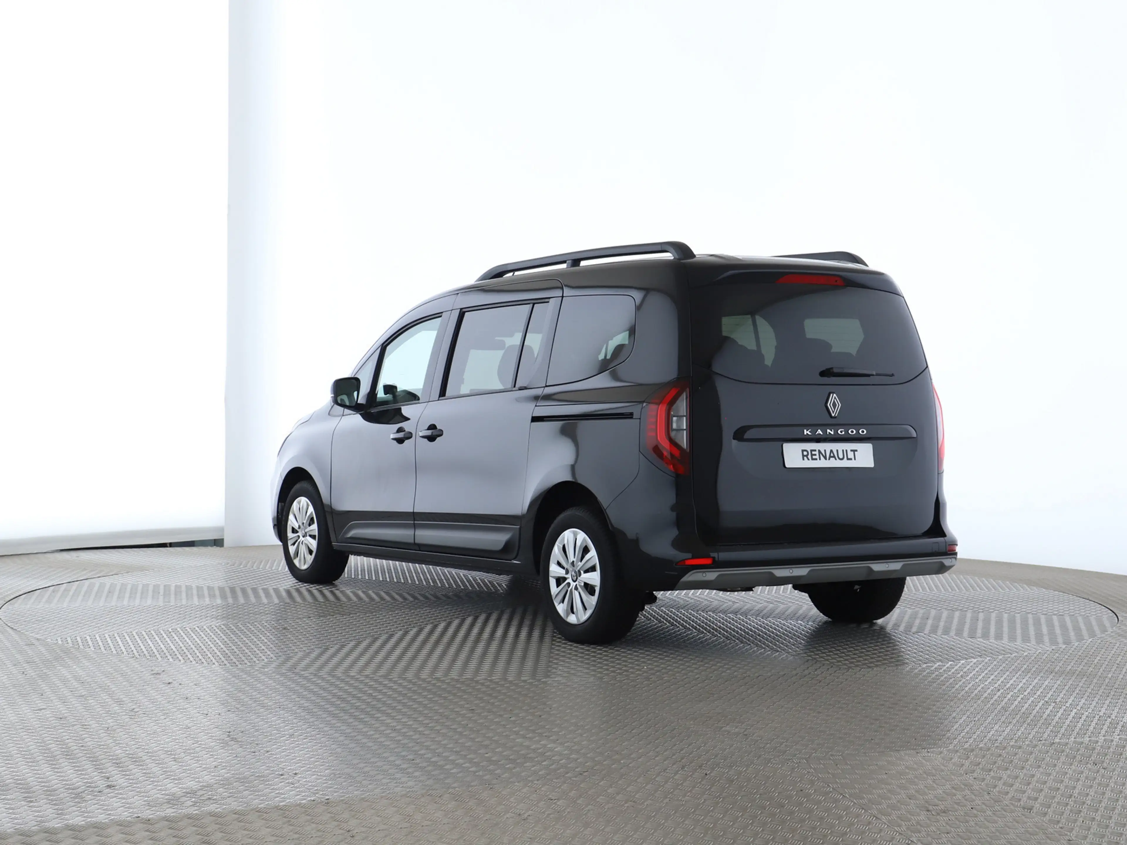 Renault Kangoo TECHNO TCe 130 EDC Apple CarPlay — photo 4