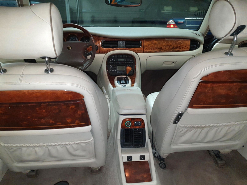 Jaguar Daimler V8 Limousine lang *letzte Version 2002 — photo 13