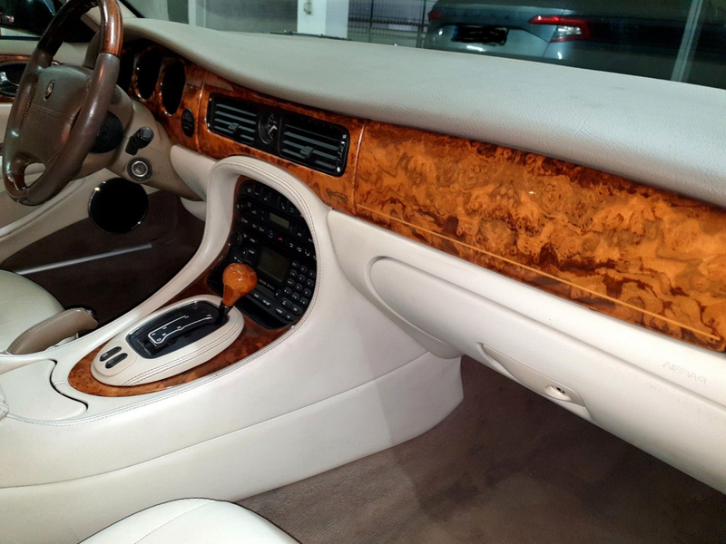Jaguar Daimler V8 Limousine lang *letzte Version 2002 — photo 9