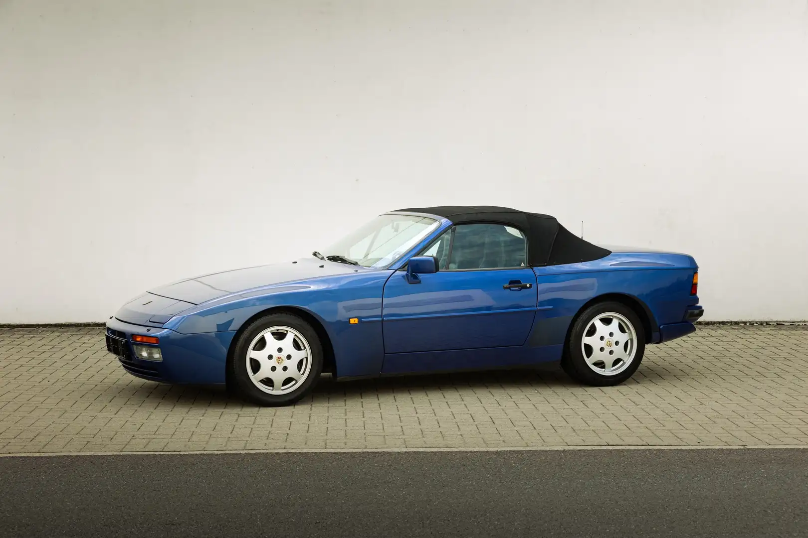 Porsche 944 944 Turbo S  Cabriolet Bleu - 1