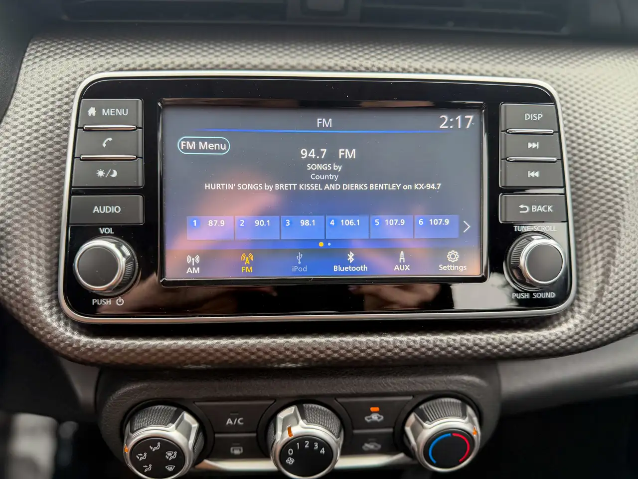 Nissan Kicks снимка Nissan Kicks